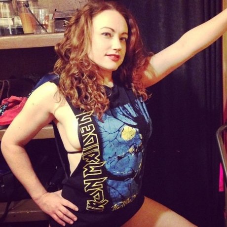 Lily LaRue nudes pornstar pictures