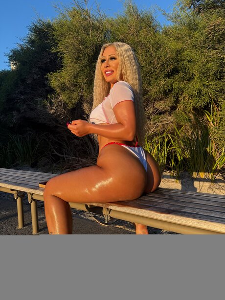 LILITH BIRTHDAY COMING UP_ art actress pic