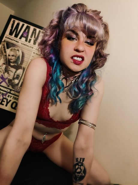 Lilith white model free img