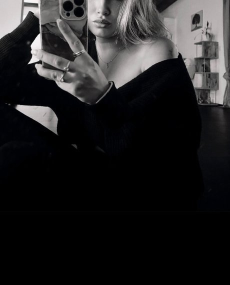 Lilane top actress photos