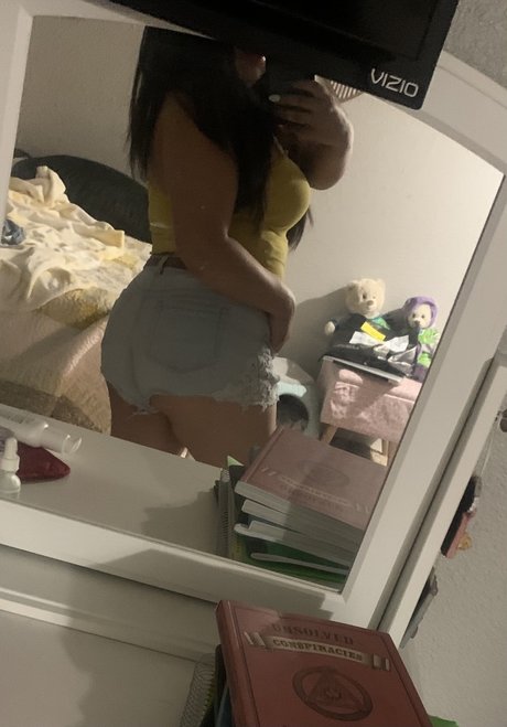 Izabella Lili best star image