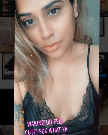 Lovely Obsession model perfect images