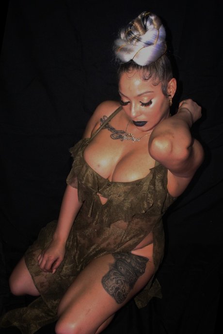 Brooklynn loyalty love star images