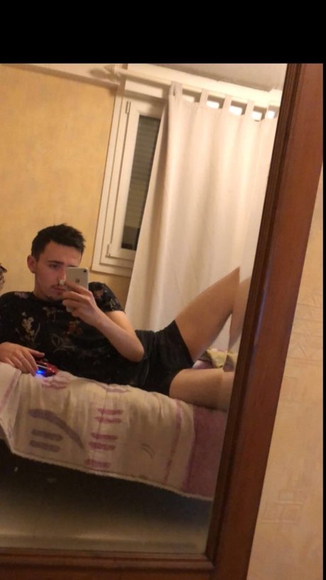 Julianfara77 star erotic galleries