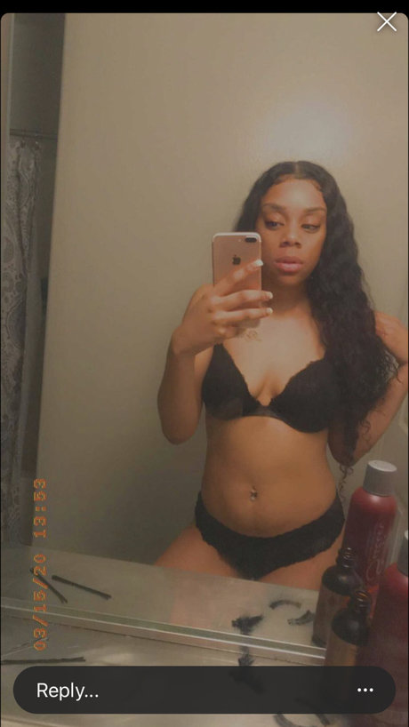 Loveeleey star top img