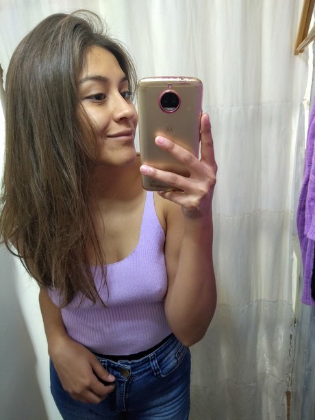 Louni_ hd star image