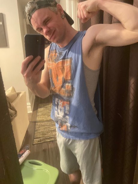 Logan Hobbs star hot images