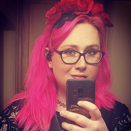 Madam Silas star free pics