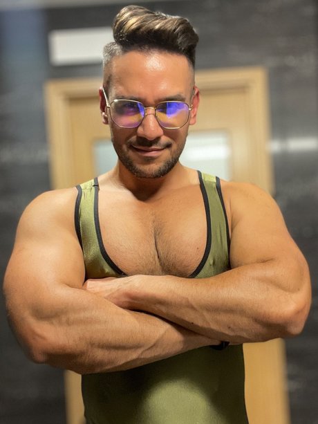 Lyon sex model photos