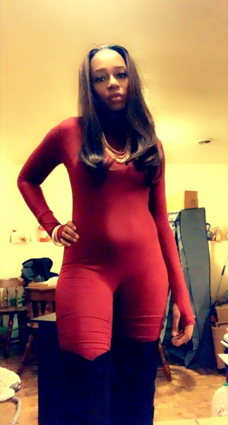 _QueenFoxxiee beautiful actress pics