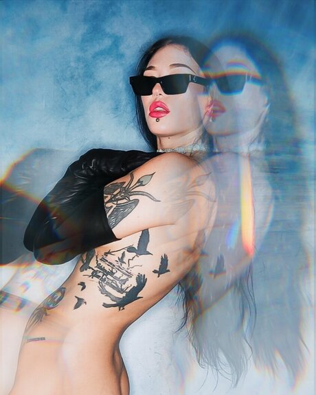 Luzia Lowe free pornstar img