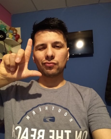 Lucho TR pretty pornstar img