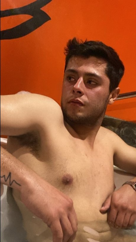 Lucas Espinosa pornstar naked image