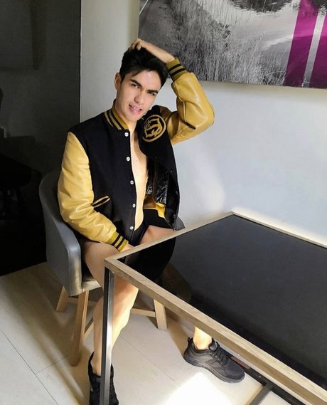 Luan Castle pornstar nude picture