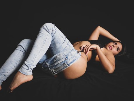 Maria Angel Lovato nice model pic