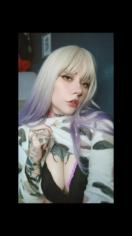 Marcelyn star top images