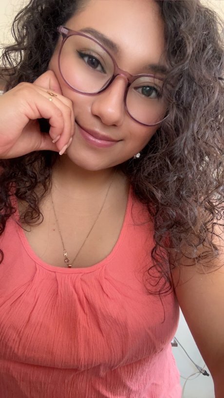 Pilar MM pornstar adult image