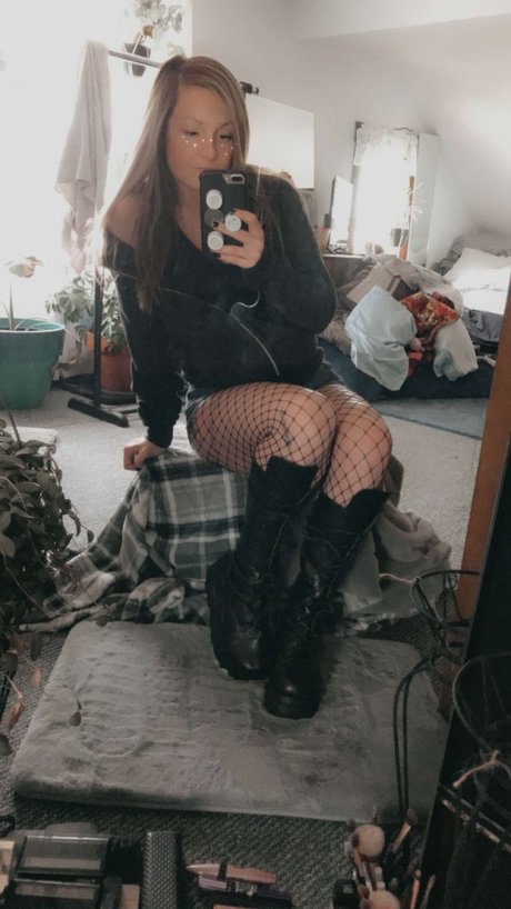 Mander pornstar nudes pics