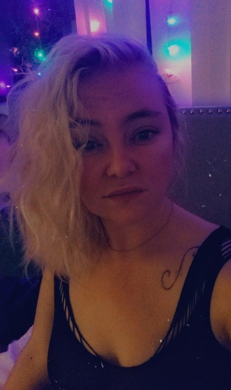 MamaBear008 nude actress pics