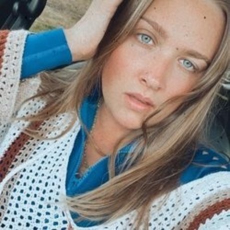 Megan Alyn_ model beautiful gallery