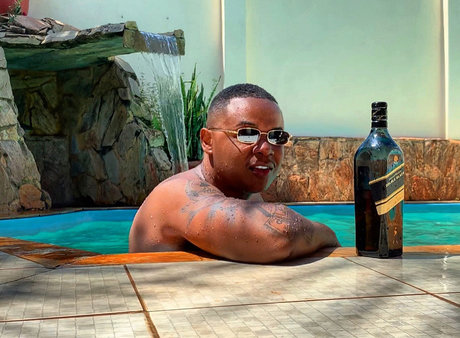 MC Denner James erotic model picture