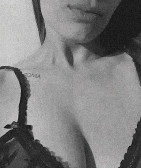 Mayri pornstar xxx pictures