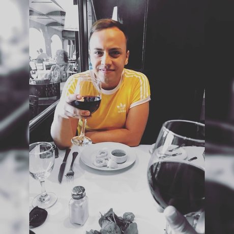 Mathias Gonz lez pornstar erotic photo