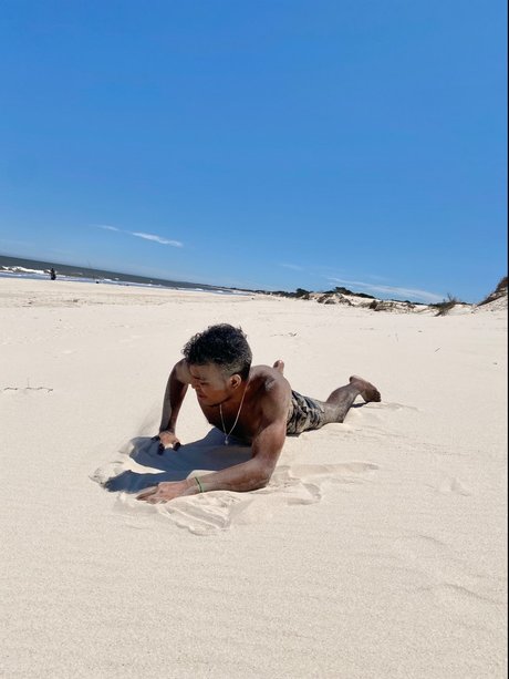 Mateo villar model beautiful pictures