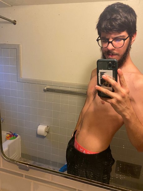 Nathan Smith art model picture