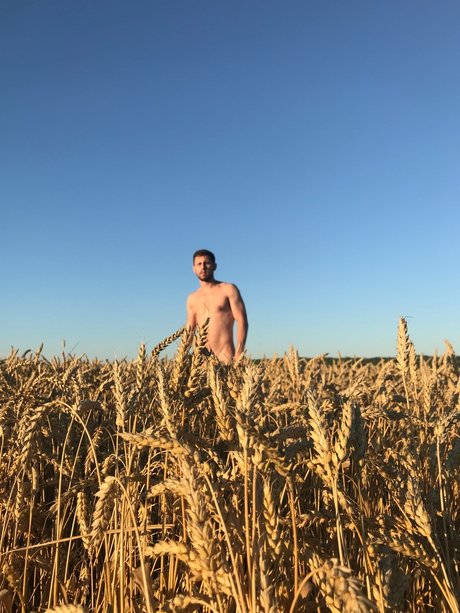 MishafromRU star nudes photos