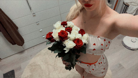 Mischka naked star images