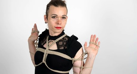 Miri Mayhem top star pics