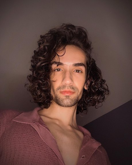 Miraga X hot model pictures