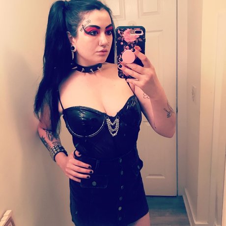 MinnieMoans pornstar nudes picture