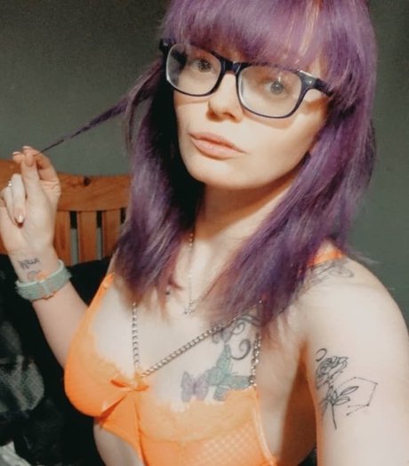 Mienna_ free pornstar images