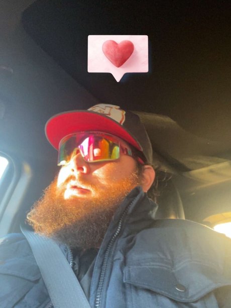 ShowMeCub art actress image