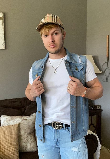 michaelcass91 adult model archive