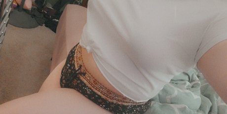 Mia Bell model sexy picture