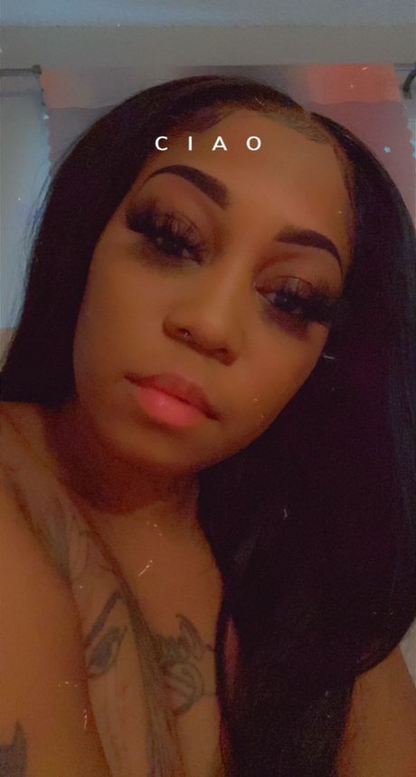 Ohshebitch naked pornstar archive