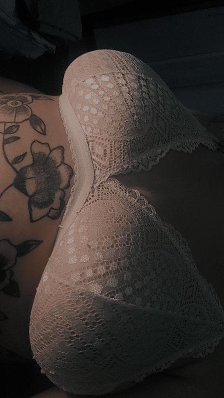 Violeta Martinez erotic model gallery