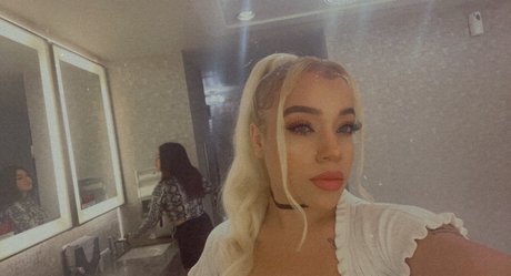 Monroe Green hot pornstar picture