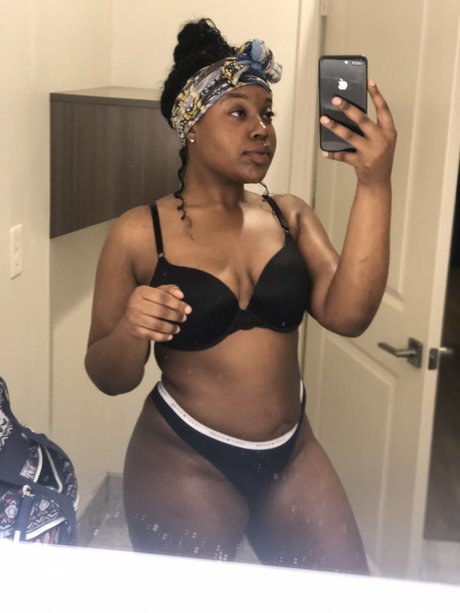 Meyah Batiste model xxx pictures