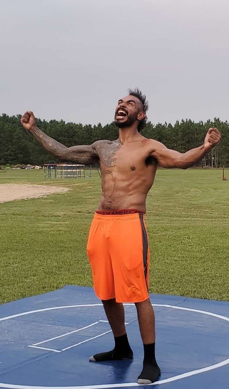 Esteban Rodriguez high quality actress pic