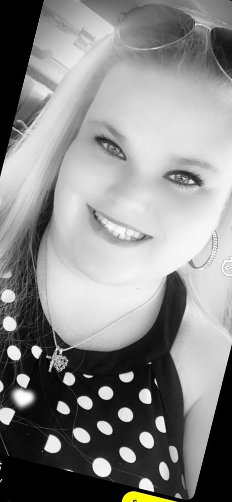 Mandy Gandy best actress img