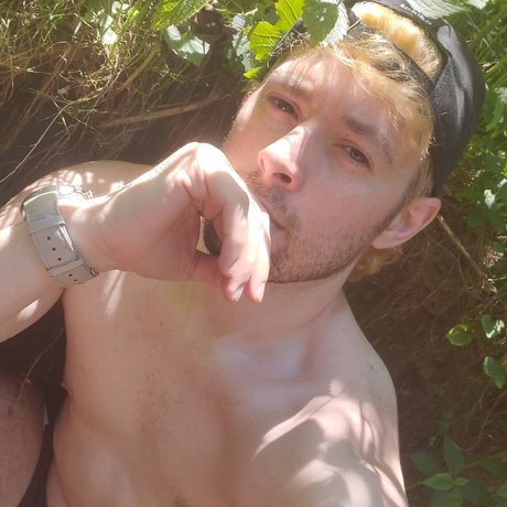 MMAndrew star pornographic pictures