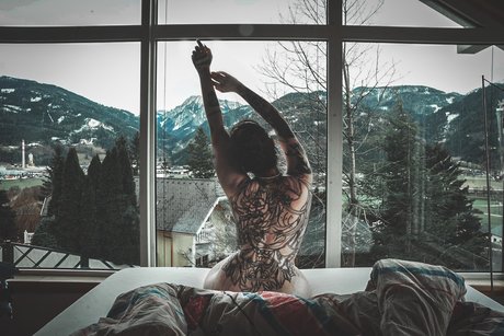 Misu ink high quality model pictures