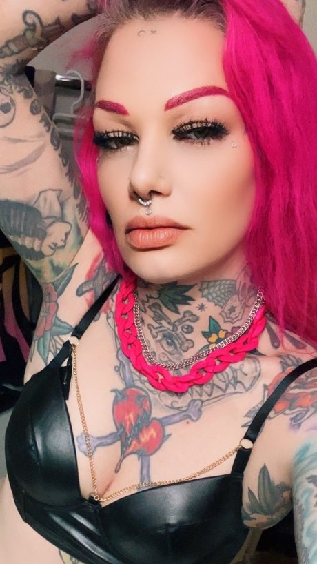 Miss Sinner art pornstar img