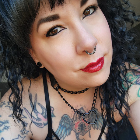 Miss Remi adult actress photo