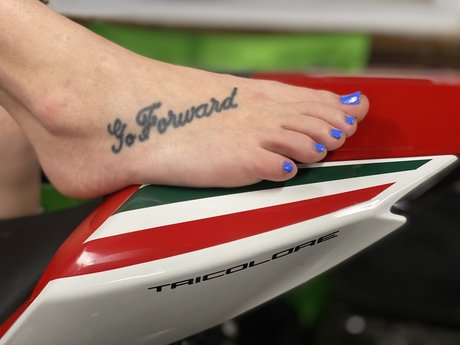 Miss Duc Doc pornstar photo