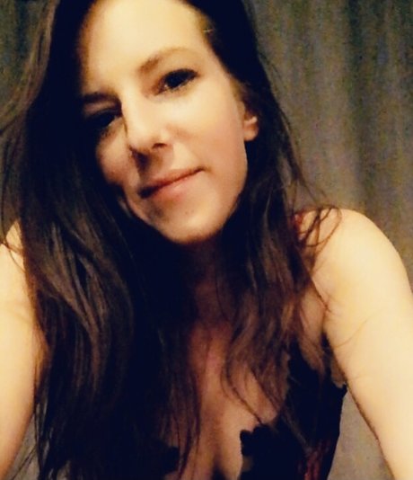 Nadia Sharov model pornographic pic